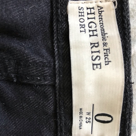 High rise black shorts - Picture 5 of 5